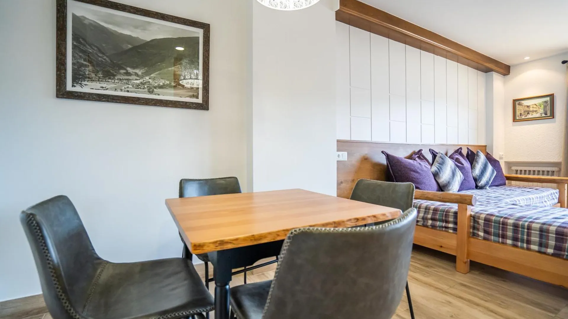 Abba Ordino Babot Hotel