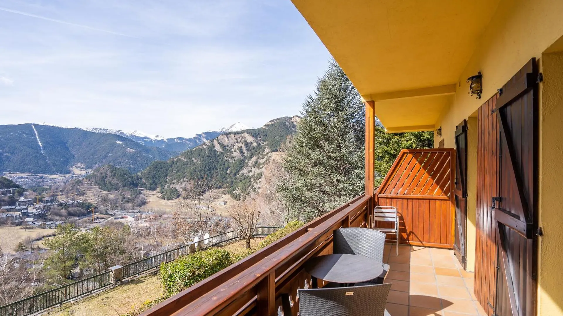 Abba Ordino Babot Hotel
